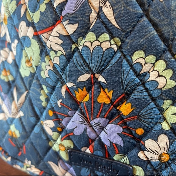 Vera Bradley Floral Burst Insulated Lunch Crossbody Shoulder Bag NWT New - Picture 4 of 11